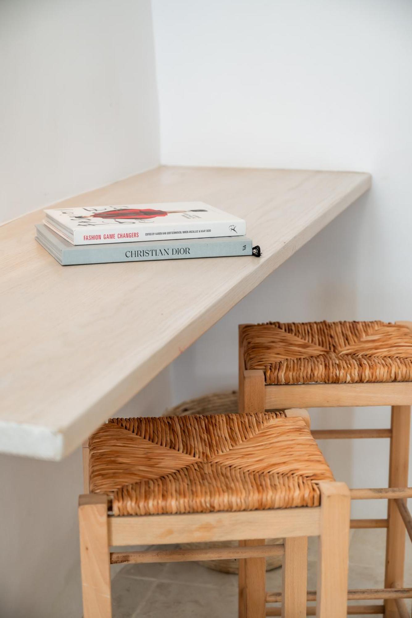 Aniko Suites White Alley Mykonos Town ภายนอก รูปภาพ