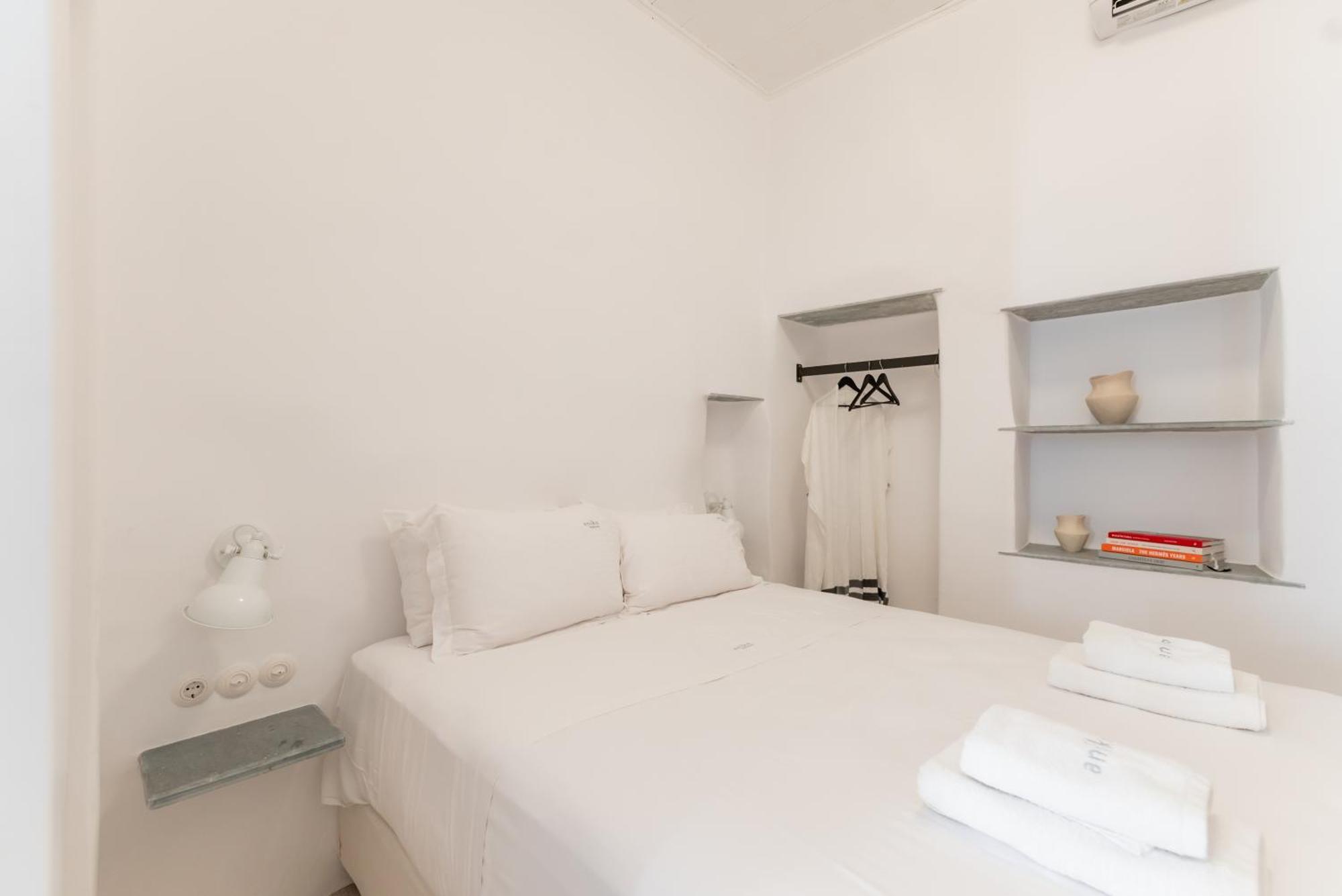 Aniko Suites White Alley Mykonos Town ภายนอก รูปภาพ