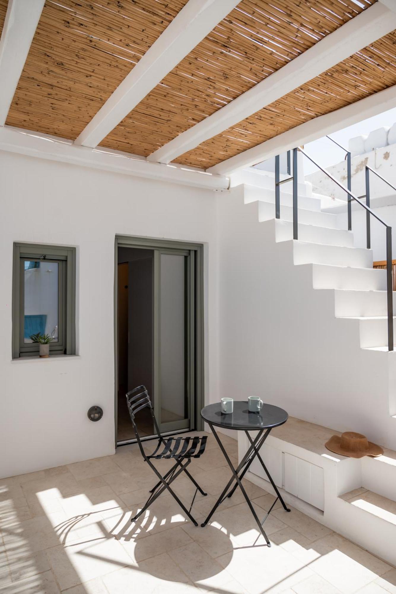 Aniko Suites White Alley Mykonos Town ภายนอก รูปภาพ
