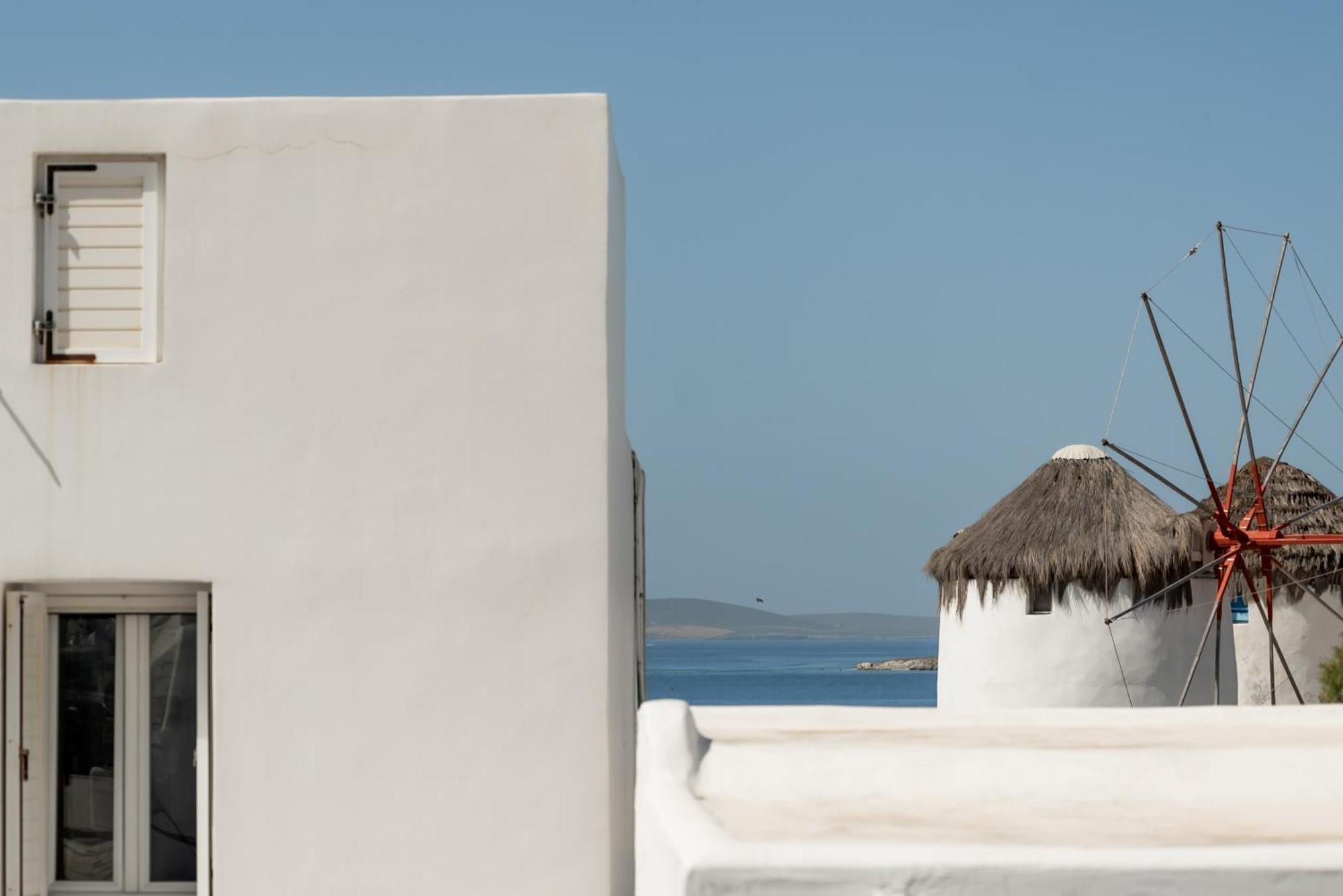 Aniko Suites White Alley Mykonos Town ภายนอก รูปภาพ