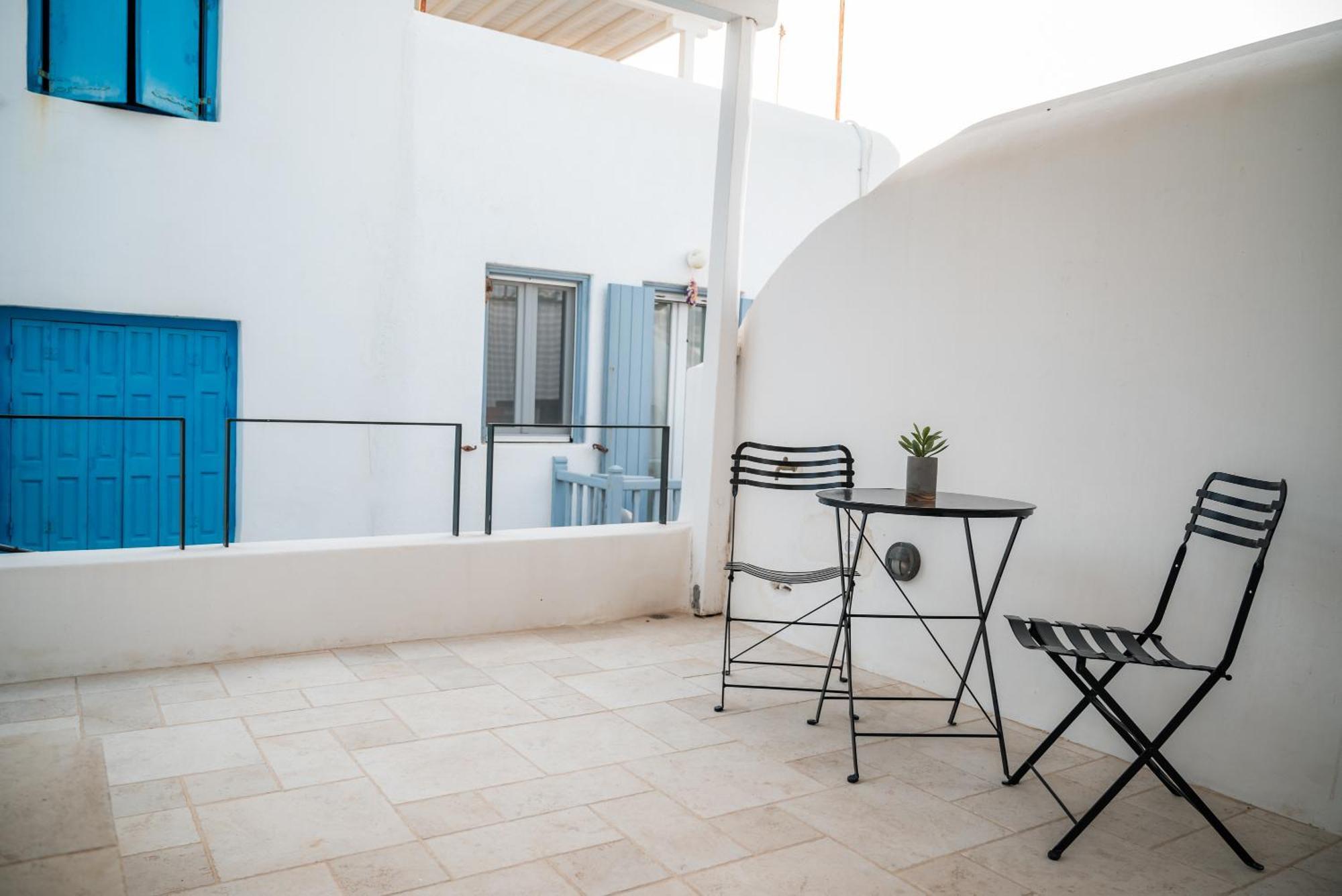 Aniko Suites White Alley Mykonos Town ภายนอก รูปภาพ