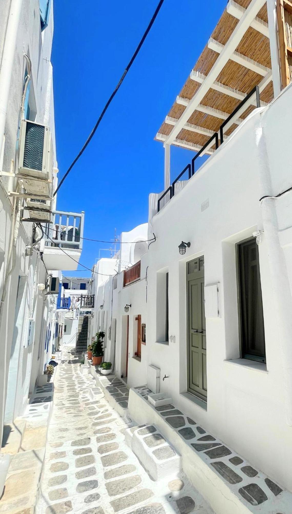 Aniko Suites White Alley Mykonos Town ภายนอก รูปภาพ